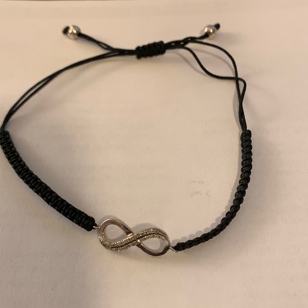 Infinity rope bracelet with diamonds